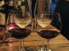 -SISTERS BAR RESTAURANT川意酒馆(嘉善老市H楼店)