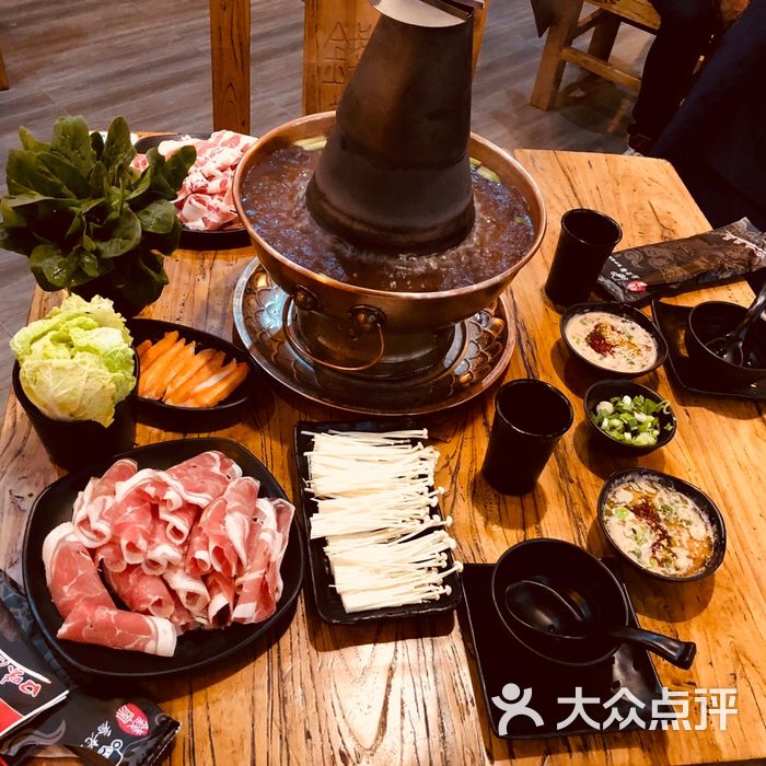 钱家61乔老爷铜炉涮锅羊肉方卷图片-北京涮羊肉-大众点评网