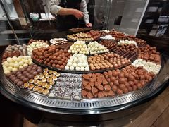 -Laderach 莱德拉(上海环贸iapm店)