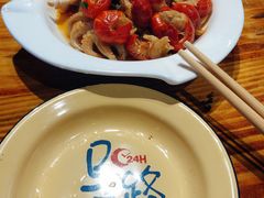 -马路牙子地桌烤肉(工体店)