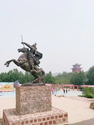 -窦王岭景区游乐场
