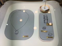 -港汇恒隆广场