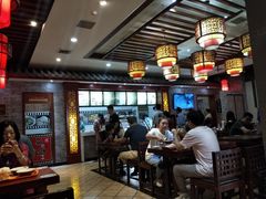 大堂-石头门坎