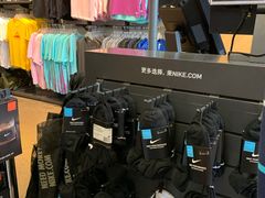 -NIKE上海青浦优选体验店