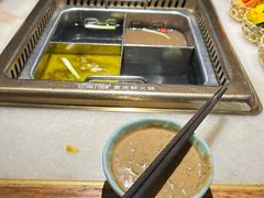 -巴渝瓦肆重庆鲜火锅(宝龙环湖店)