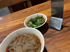 -万记麻辣烫国展总店