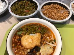 -丽丽三鲜螺蛳粉(田林路店)