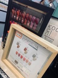 -美斯洛美甲美睫连锁店