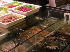 -大中华希尔顿酒店-念自助餐·嗨啤·小龙虾