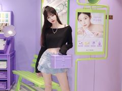 -HITOMI希多蜜美瞳(凯德晶萃店)