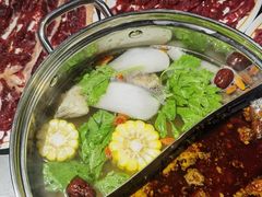 -金龙大四喜牛肉火锅