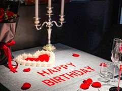 -弦月窗LUNETTE BY AMANDA(复兴路店)