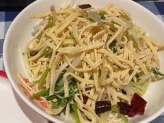 -雪熊哈尔滨烧烤·精酿啤酒·砂锅(中央胜境店)