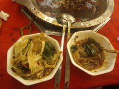 -山城年华老火锅(玉林店)