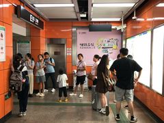 -江南西(地铁站)