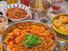 -黄记煌三汁焖锅(新佳丽江汉路店)