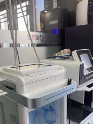 -靓芙泉专研痘痘肌