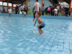 -兴芮温泉度假区