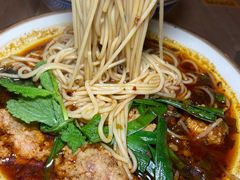 -叁窝雀·云南小锅米线(万象汇店)