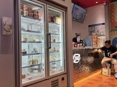 -DQ·蛋糕·冰淇淋(大宁国际商业广场店)