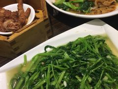 -裕记烧腊连锁餐饮(国商分店)
