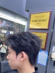 -藤野造型专业烫染接发