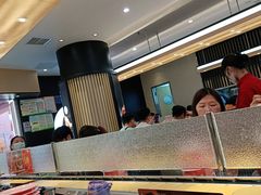 大堂-争鲜回转寿司(流行前线店)