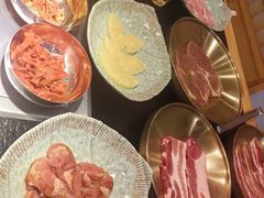 -臻牛烤肉