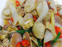 -小辣妹川味海鲜加工店(第一市场椰风巷店)