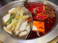 -沸炉重庆老火锅(军事博物馆店)