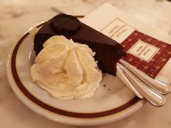 -Cafe Sacher(WIEN)