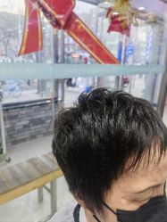 -阿兵荣辉美容理发有限公司