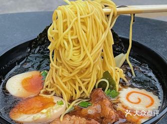 日剧同款氛围感拉面车路边摊