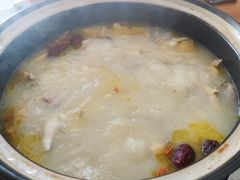 -15年老字号鑫鑫猪肚鸡·椰子鸡海南火锅(兴隆华侨农场店)