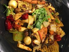 -小山城麻辣香锅(新邻生活广场店)