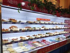 自助取餐区-马路边边串串香形象店(磐石路店)
