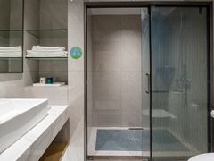 -森波拉火山温泉