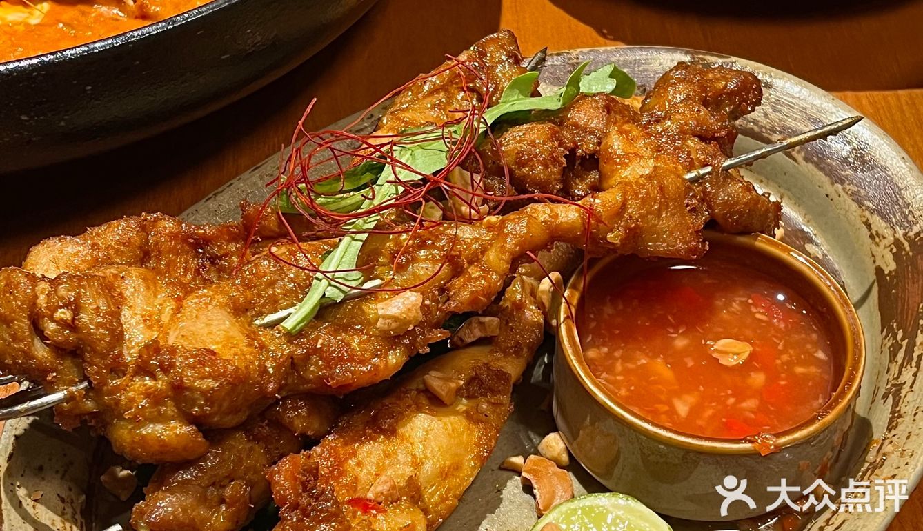 𓌉🥘𓇋到清迈了 跟东莞似的…