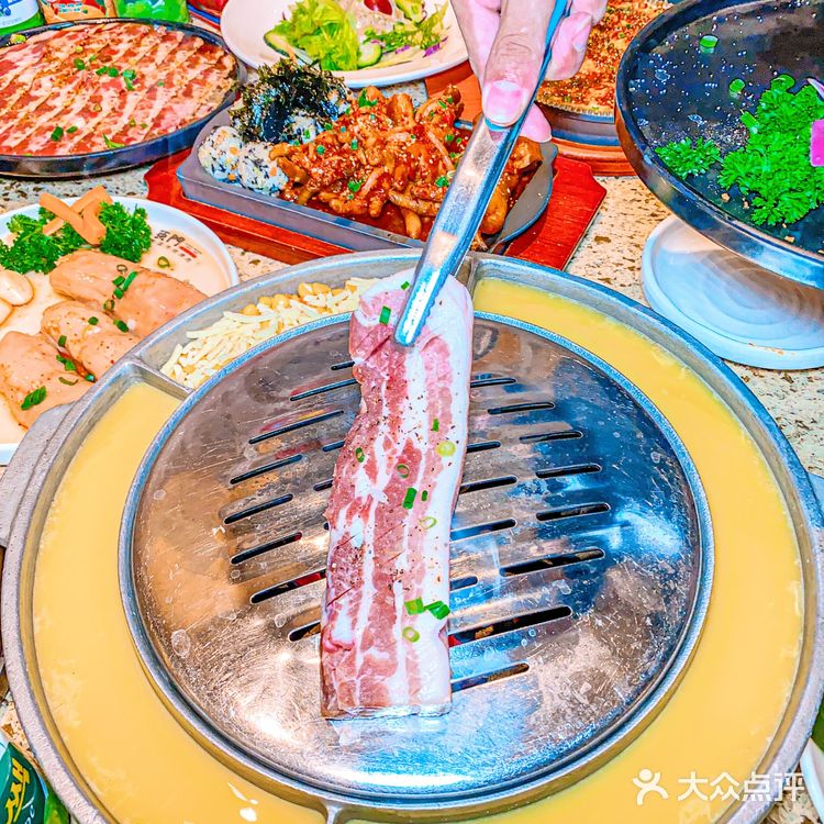 爱了爱了 秉持传统