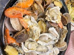 -巧克力渔家.小船海鲜胶东菜(万平口店)