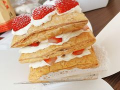 草莓奶油拿破仑-治愈系甜品The Soothing Dessert(科海大楼店)