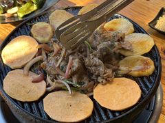 -石记老北京炙子烤肉(松园店)