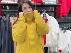 -王府井奥莱临潼小镇(临潼店)