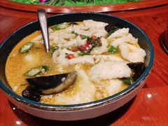-小船渔村•大连菜•大连焖鱼(黄河路店)