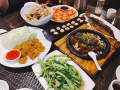 -东馆和天下特色餐饮(工农店)