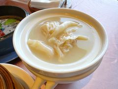 浓汤花胶竹笙饺-新骏景万豪酒店·万豪中餐厅