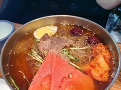 -明洞阿姨·韩式酱蟹烤肉·创意料理(三元桥店)