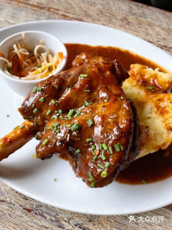 爱丁堡需要预定的餐厅 | 苏格兰特色羊腿