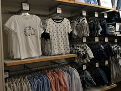-GAP(王府井奥莱·香江小镇店)