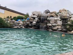-仁爱团泊湖温泉中心